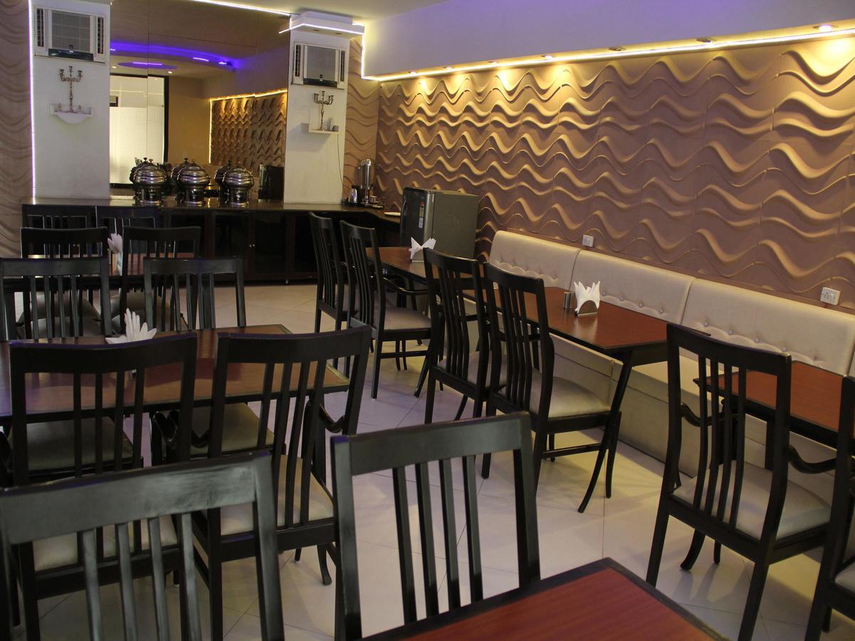 Hotel Comfort Zone Nowe Delhi Zewnętrze zdjęcie