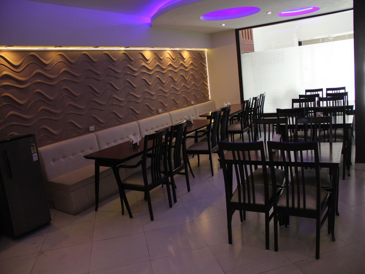 Hotel Comfort Zone Nowe Delhi Zewnętrze zdjęcie